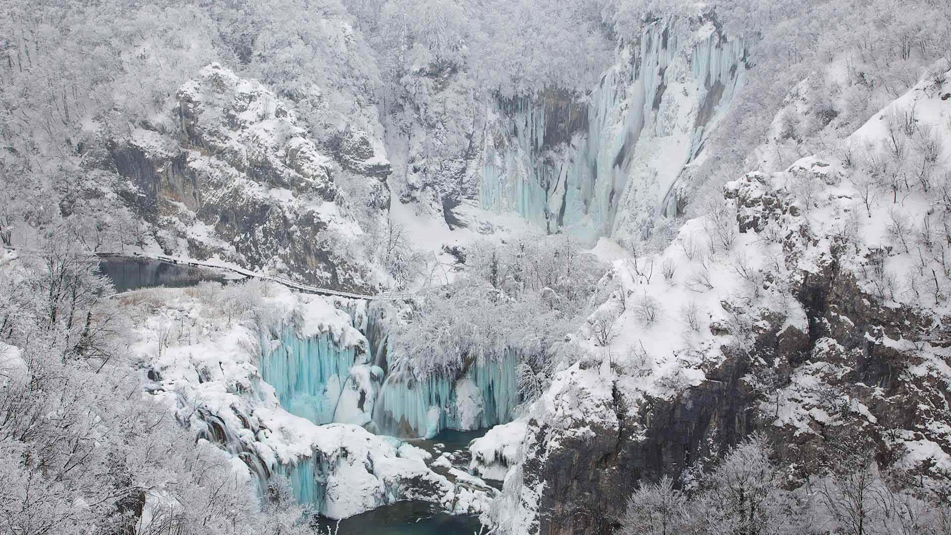 Frozen waterfalls in Plitvice Lakes National Park