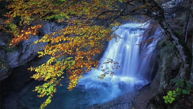 奥尔德萨和佩尔迪多山国家公园里的瀑布